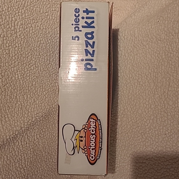 Curious chef 5 piece pizza kit.  Real kitchen tools for kid chefs - Picture 5 of 5